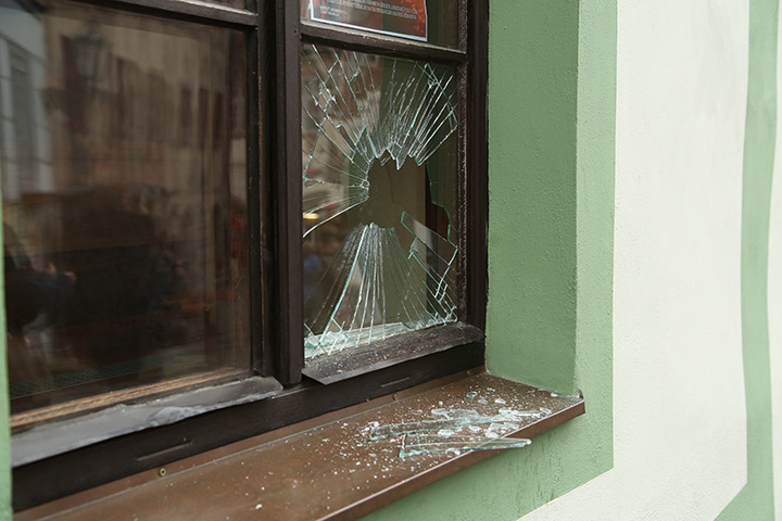 A2B Glass are able to board up broken windows while they are being repaired in Wimbledon.